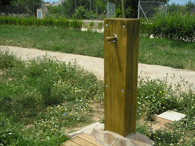 Fuente de madera de traviesa 1 grifo